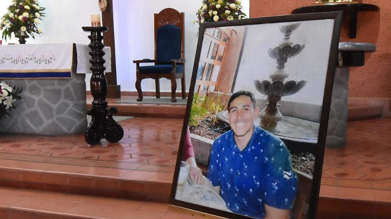 Recuerdan a Jair Antonio en Irapuato con misa por aniversario luctuoso